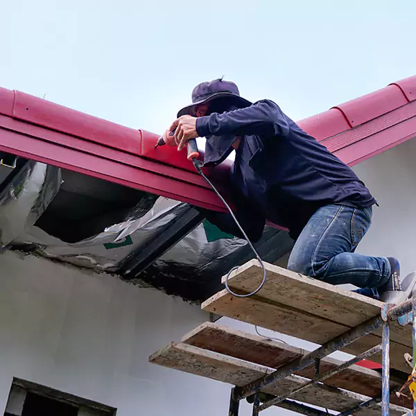 Why Norman, OK Homeowners Choose Norman Roofing Pro for Fascia Repair?