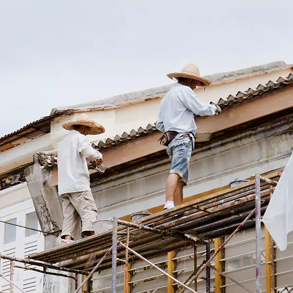 Why Norman Homeowners Choose Norman Roofing Pro for Roof and Siding Repair?