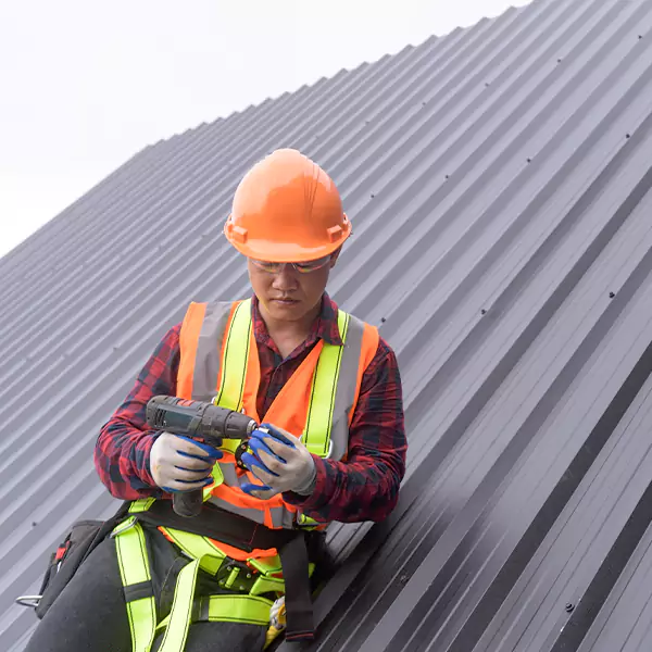 Why Property Owners in Norman Choose Norman Roofing Pro for Tin Roofing Installation Service?